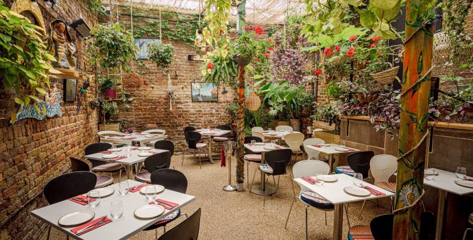Paladar-Courtyard-Garden-107-cropped.jpg